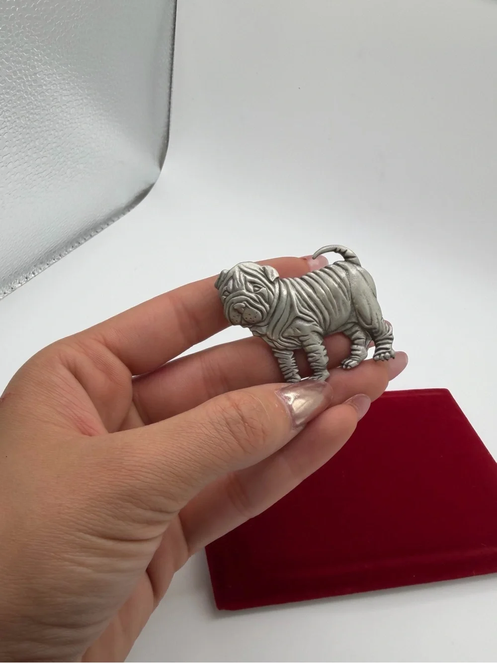 Vintage Silver Shar Pei Dog brooch pin
